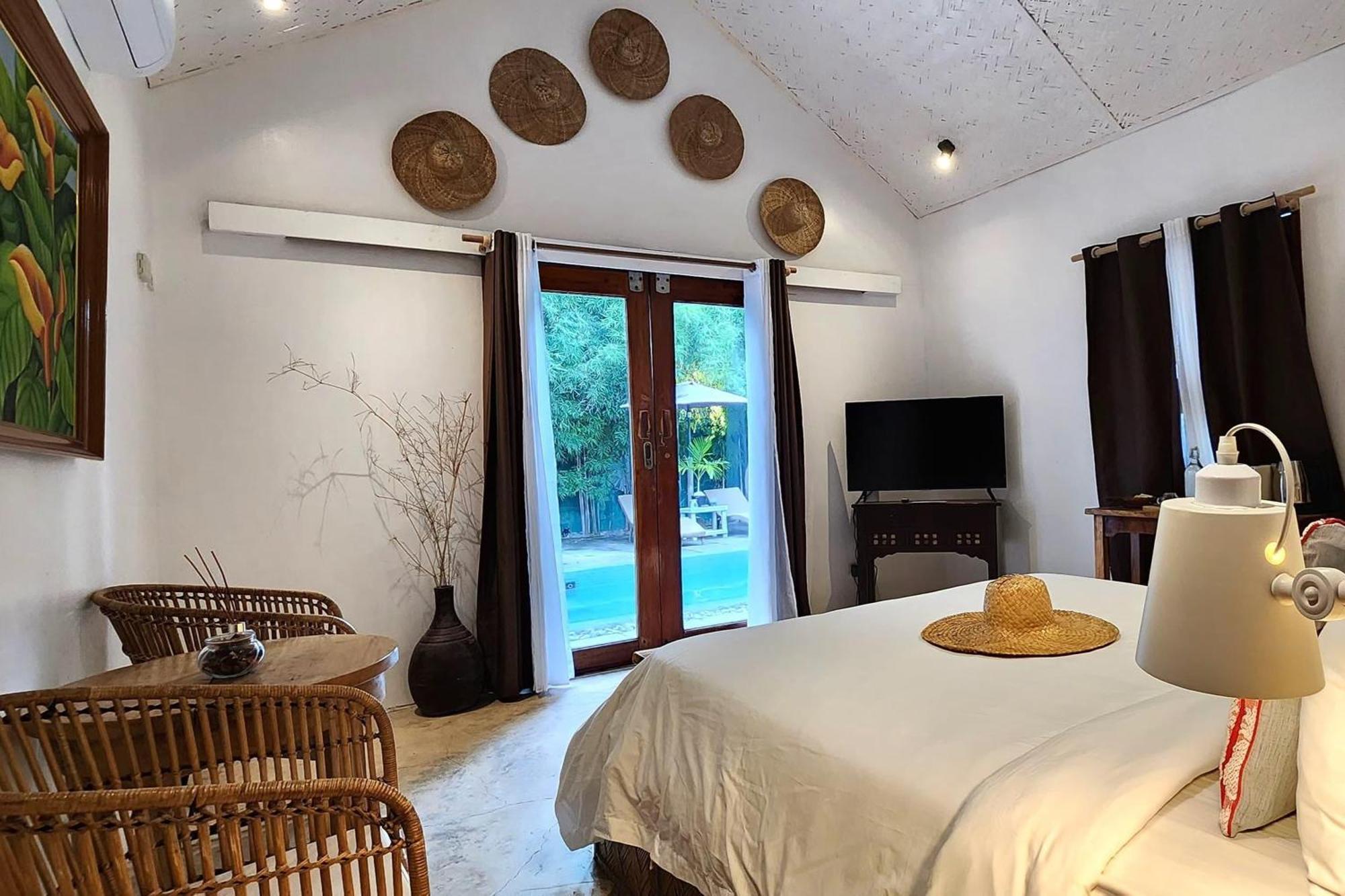Sirom Beach House Tambobong Экстерьер фото