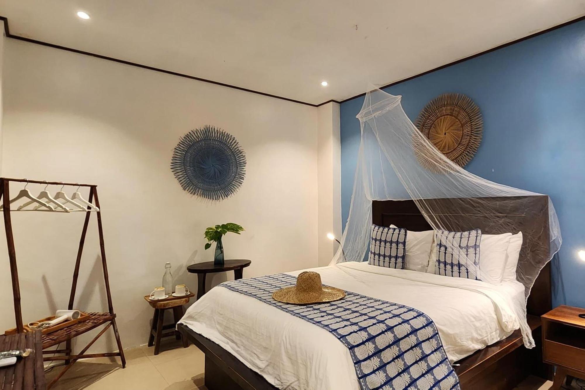 Sirom Beach House Tambobong Экстерьер фото